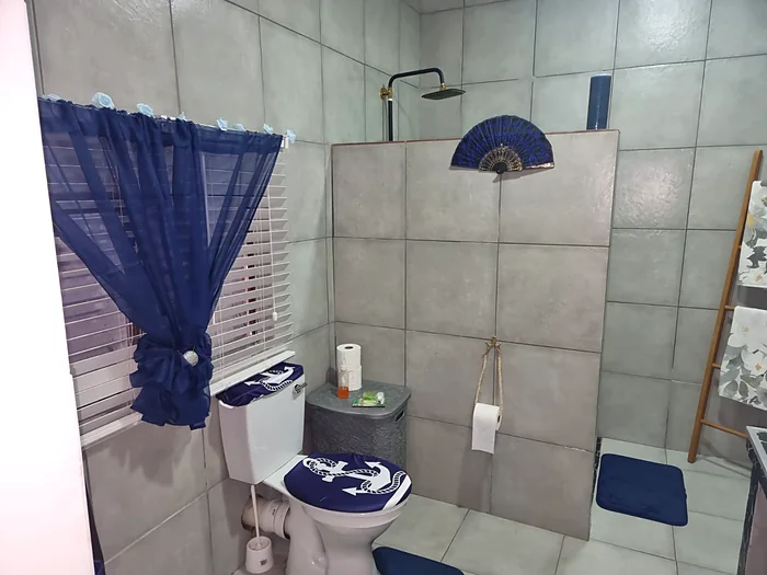 Second en-suite in Unit 5